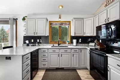 1122 Virdon Drive, Sun Prairie, WI 53590 - Photo 6