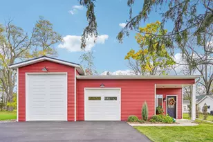1210 Crawford St, Baraboo, WI 53913 - Photo 10
