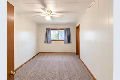 319 N Pine Street, Janesville, WI 53546 - Photo 22