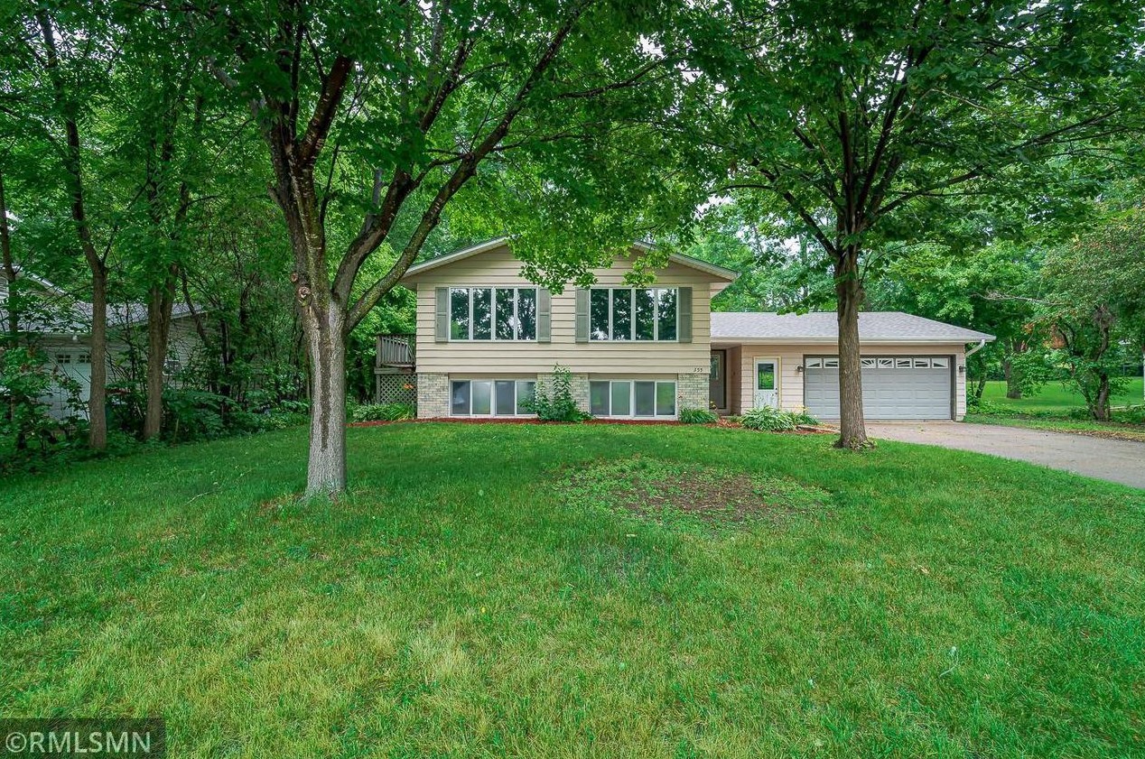355 Foster St, Troy, WI 54022-2911