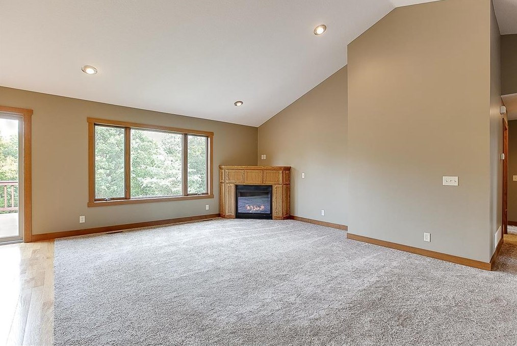 2183 Rushmore Dr, Troy, WI 54022-5785