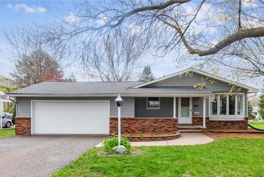 968 Hazel St, Troy, WI 54022-2536