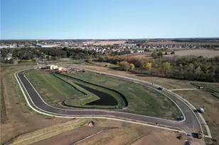 1513 Creekwood Dr, New Richmond, WI 54017 - Photo 4