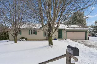 418 Aaron St, Star Prairie, WI 54026 - Photo 2