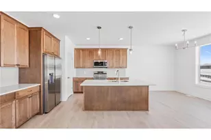 1517 Creekwood Dr, New Richmond, WI 54017 - Photo 10