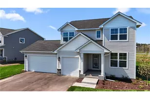 1517 Creekwood Dr, New Richmond, WI 54017 - Photo 2