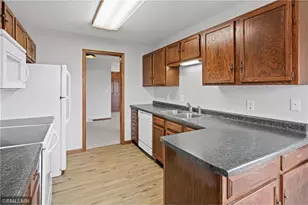 4273 Oakmede Ln, White Bear Lake, MN 55110 - Photo 12