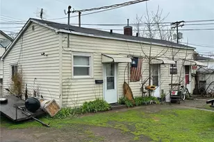 126 W Columbia St, Chippewa Falls,  54729 - Photo 4