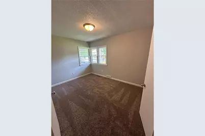 332 E Pleasant Avenue, Ellsworth, WI 54011 - Photo 16