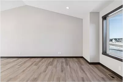 492 Coyote Way, New Richmond, WI 54017 - Photo 12