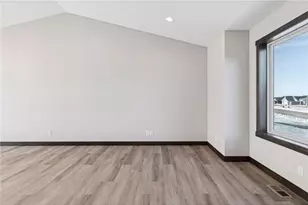 492 Coyote Way, New Richmond, WI 54017 - Photo 12