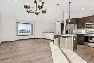 492 Coyote Way, New Richmond, WI 54017 - Photo 16