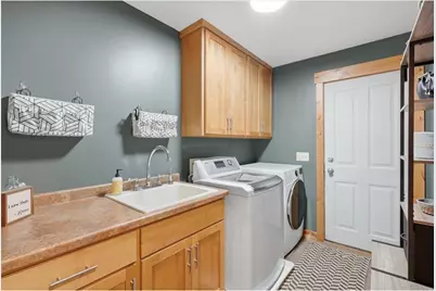 1647 Valley Quail Drive, River Falls, WI 54022 - Photo 36