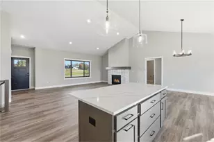 893 183rd Ct, New Richmond, WI 54017 - Photo 6