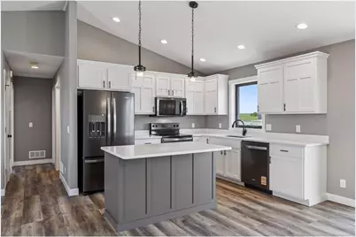 883 N Grant Street, Ellsworth, WI 54011 - Photo 2