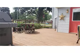 284 Elm St, Prescott, WI 54021 - Photo 12