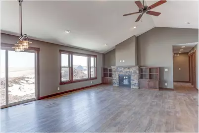 871 N Grant Street, Ellsworth, WI 54011 - Photo 4