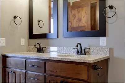 871 N Grant Street, Ellsworth, WI 54011 - Photo 10