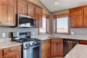 1902 Mink Wy, New Richmond, WI 54017 - Photo 4