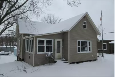 110 E 9th Street, Neillsville, WI 54456 - Photo 2