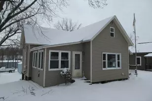 110 E 9th St, Neillsville, WI 54456 - Photo 2