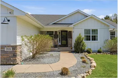 709 Bay Road, Somerset, WI 54025 - Photo 4