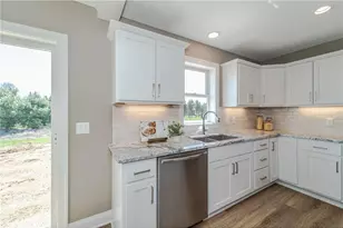 1458 Otter Way, New Richmond, WI 54017 - Photo 18