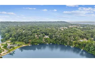 621 Mallalieu Dr, Hudson, WI 54016 - Photo 1