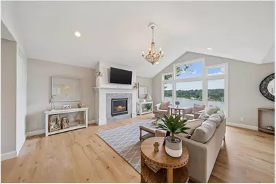 621 Mallalieu Drive, Hudson, WI 54016 - Photo 12