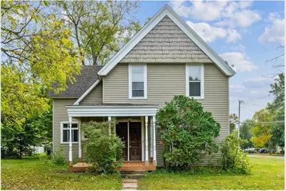 102 N 4th Street, River Falls, WI 54022 - Photo 4