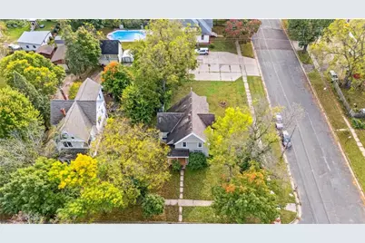 102 N 4th Street, River Falls, WI 54022 - Photo 2