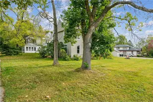 102 N 4th St, River Falls, WI 54022 - Photo 32