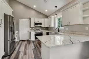 615 S Wisconsin Ave, Rice Lake, WI 54868 - Photo 14