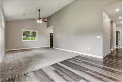 615 S Wisconsin Avenue, Rice Lake, WI 54868 - Photo 10