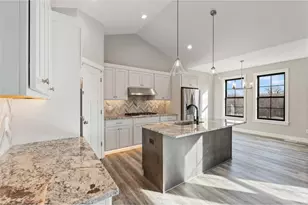 329 138th Ave, Houlton, WI 54082 - Photo 8