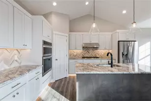 329 138th Ave, Houlton, WI 54082 - Photo 6