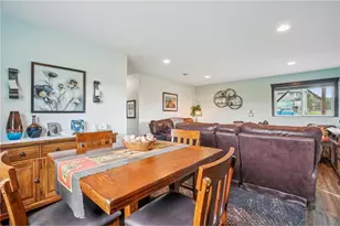 1142 W Edge Pl, New Richmond, WI 54017 - Photo 20