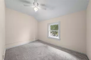 227 E Elm St, River Falls, WI 54022 - Photo 8