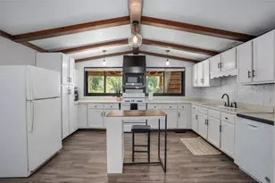 527 W Grand Ave, Eau Claire, WI 54703 - Photo 10