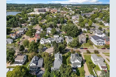 527 W Grand Avenue, Eau Claire, WI 54703 - Photo 30