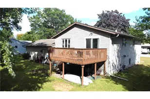 2870 Wayland Ct, Eau Claire, WI 54703 - Photo 4
