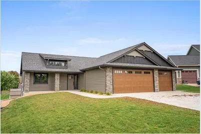 1633 Rolling Hills Lane, River Falls, WI 54022 - Photo 40