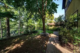 329 Park Cir, Menomonie, WI 54751 - Photo 6