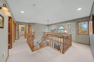 553 Omaha Rd, Hudson, WI 54016 - Photo 16