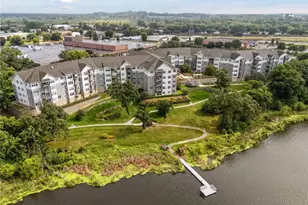 1900 Rush Lake Trl, Saint Paul, MN 55112 - Photo 2