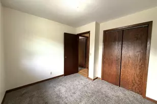 1920 Bellevue Ave, Eau Claire, WI 54703 - Photo 8