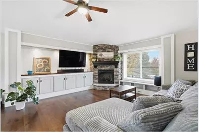 1651 Possum Way, New Richmond, WI 54017 - Photo 4