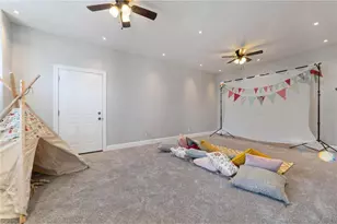 405 7th St, Virginia, MN 55792 - Photo 32