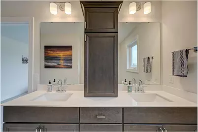 1439 Lee Circle, Hudson, WI 54016 - Photo 8
