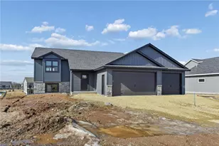 485 Coyote Way, New Richmond, WI 54017 - Photo 1